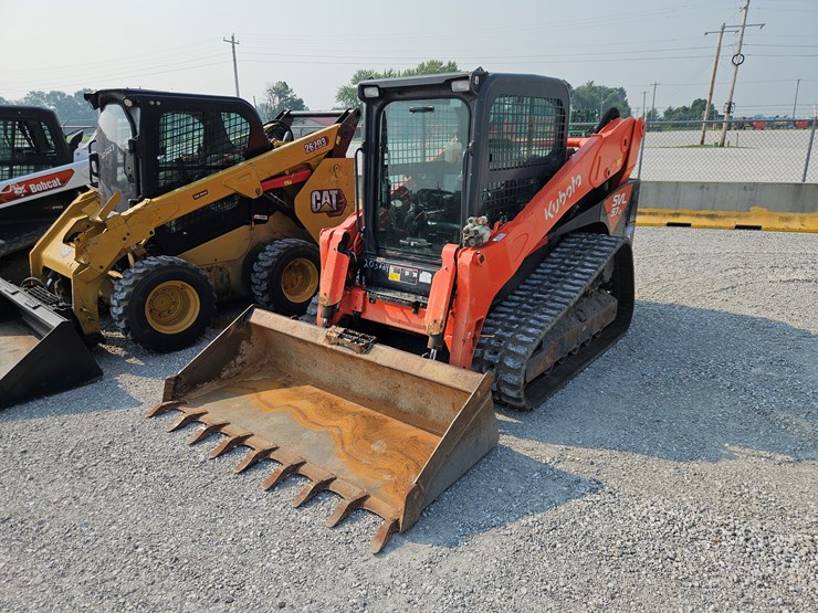 2023-kubota-svl97-2-image-1