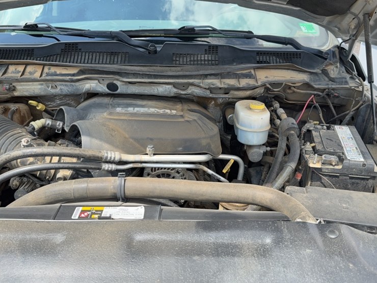 2016-dodge-ram-2500-image-26