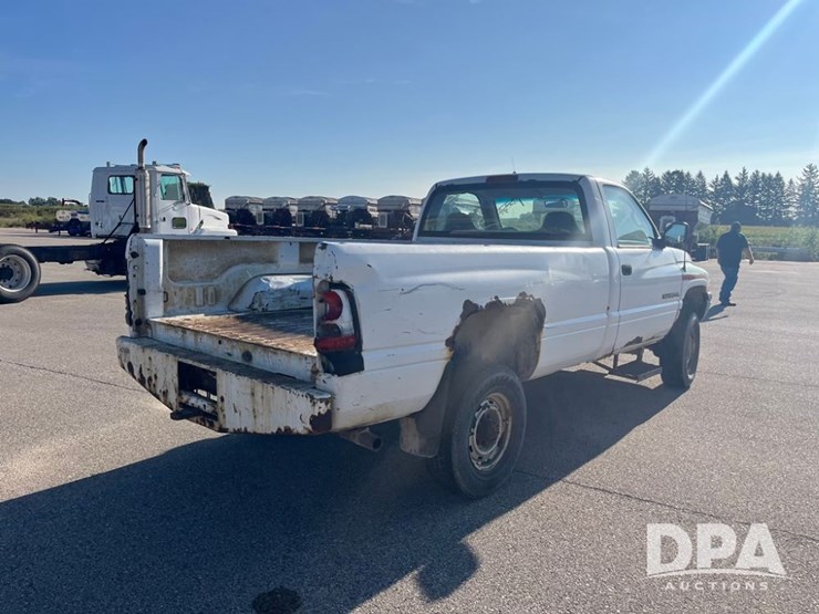 1995-dodge-ram-2500-image-7