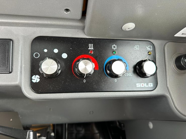 2022-sdlg-l918f-image-66