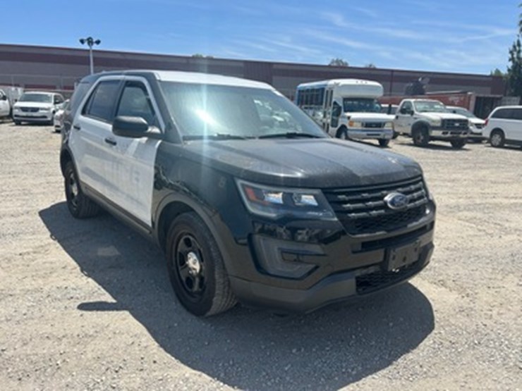 ford-explorer-police-interceptor-image-1