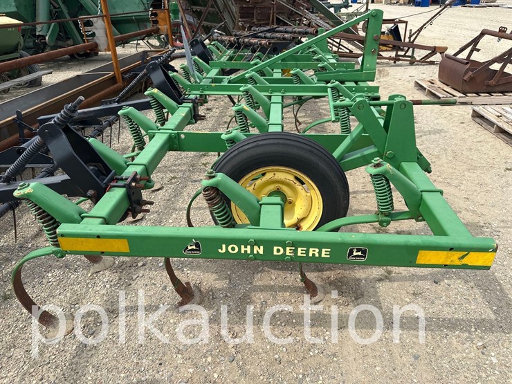 john-deere-15-image-6