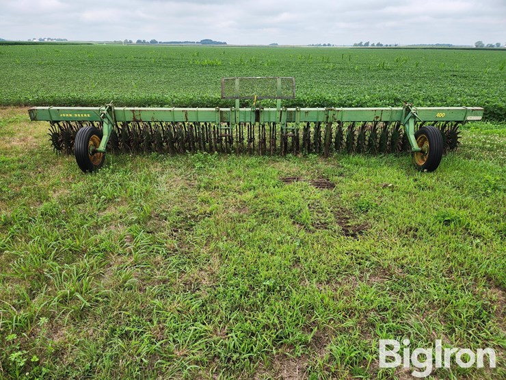 john-deere-400-image-2