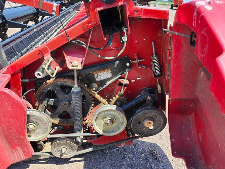 2011-case-ih-3020-image-9