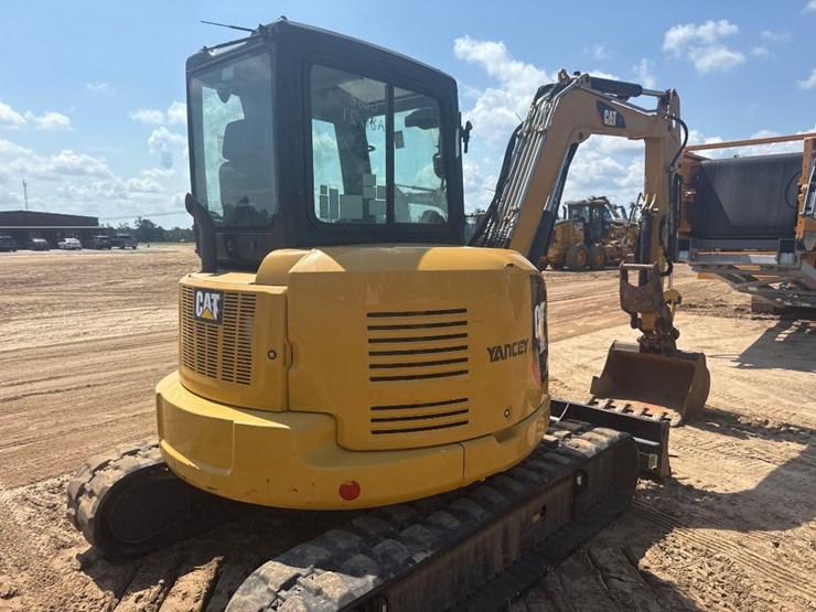 caterpillar-305e2-cr-image-9