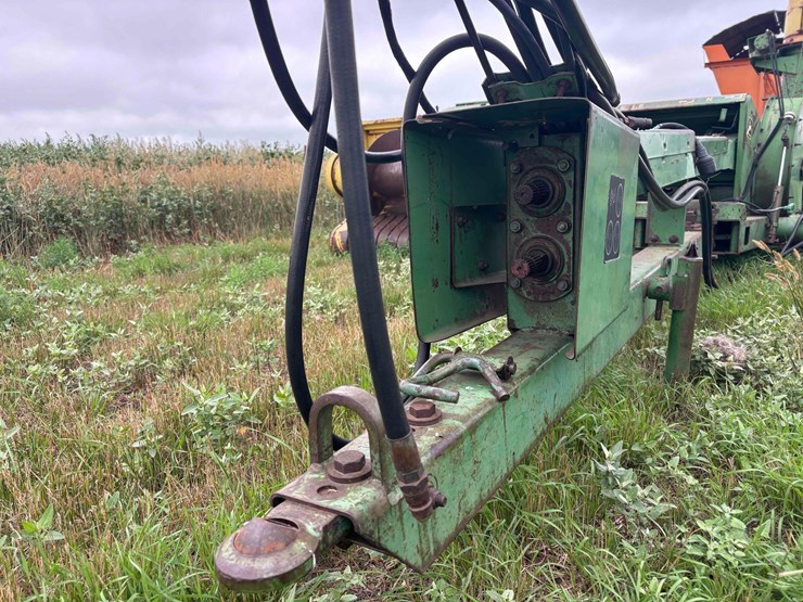 john-deere-3960-image-8
