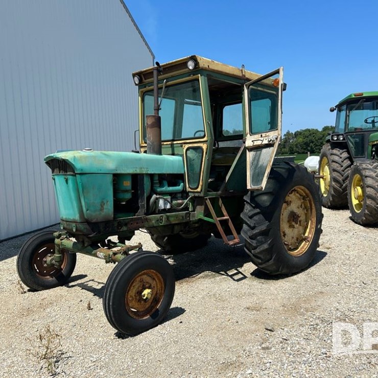 JOHN DEERE 3020
