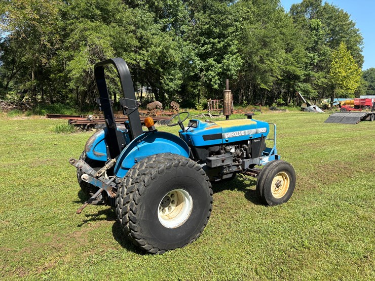 new-holland-3930-image-7