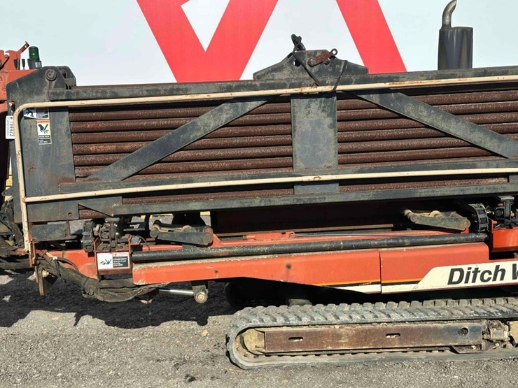 2001-ditch-witch-jt1720-image-11