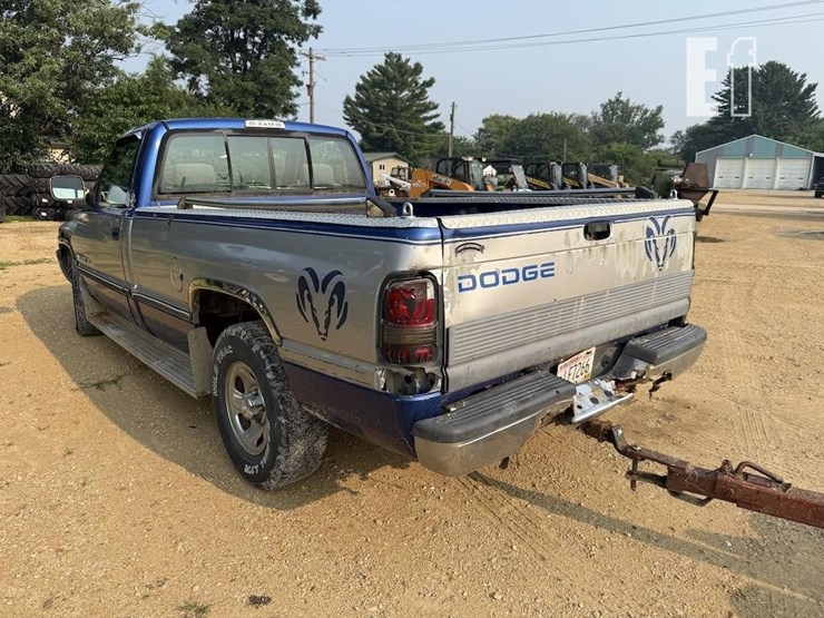 1994-dodge-1500-image-4