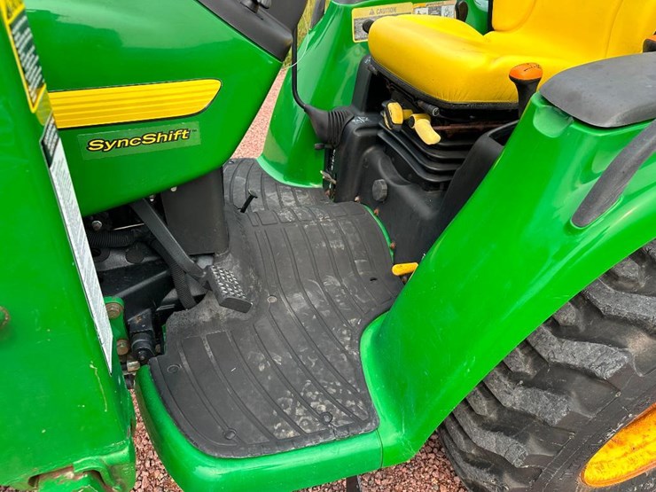 2002-john-deere-4210-image-35