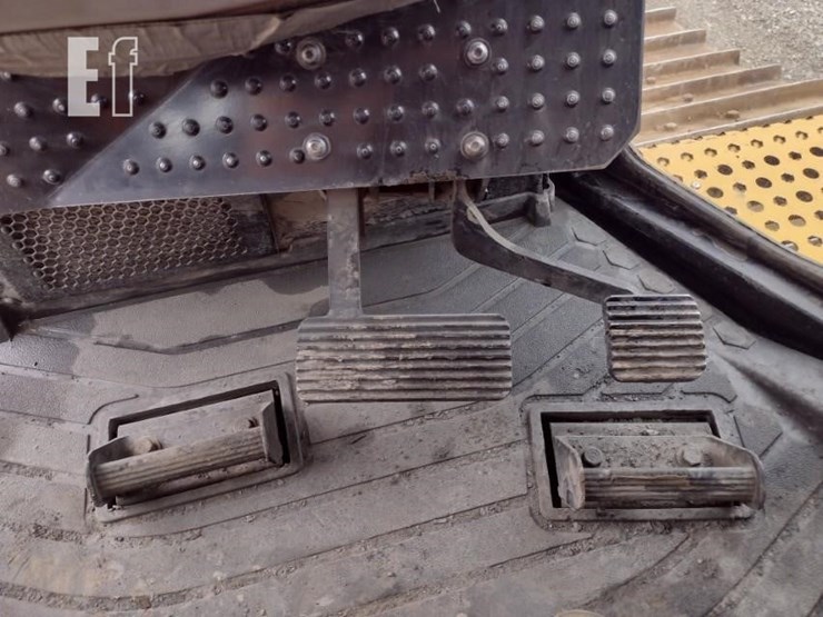 2018-caterpillar-d6t-lgp-image-9