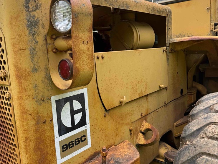 caterpillar-966c-image-22