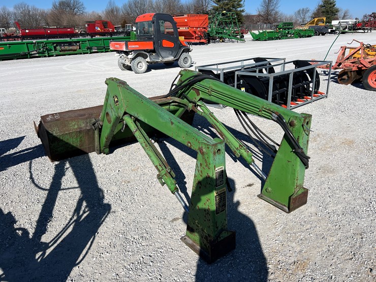 john-deere-146-image-5