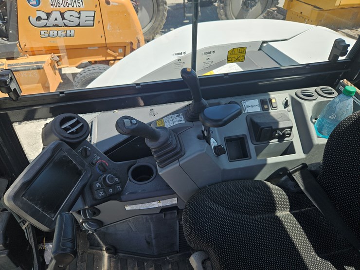2021-bobcat-e88-image-12