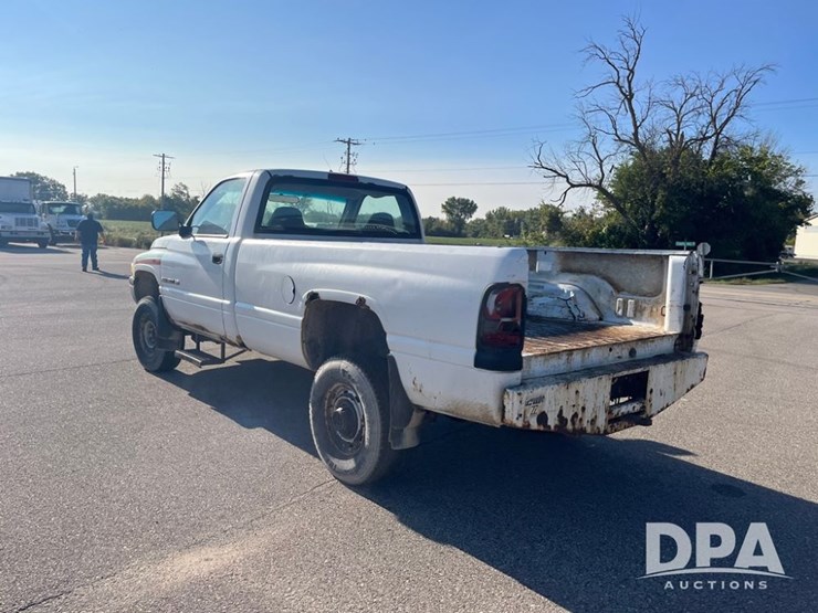 1995-dodge-ram-2500-image-11