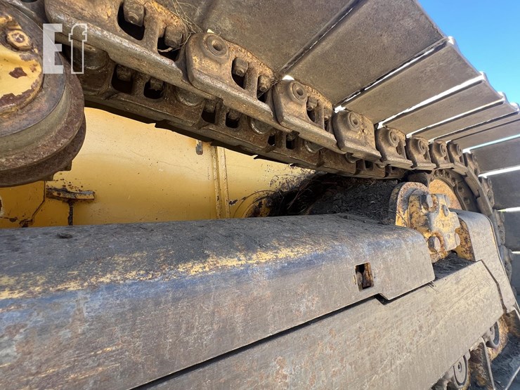 2013-deere-700j-lgp-image-10