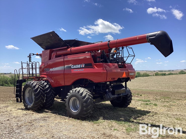 2012-case-ih-7120-image-7