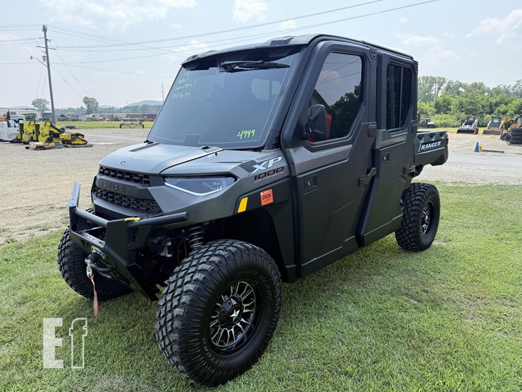 2022-polaris-ranger-crew-image-1