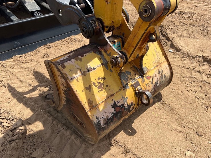 2022-caterpillar-306cr-image-20