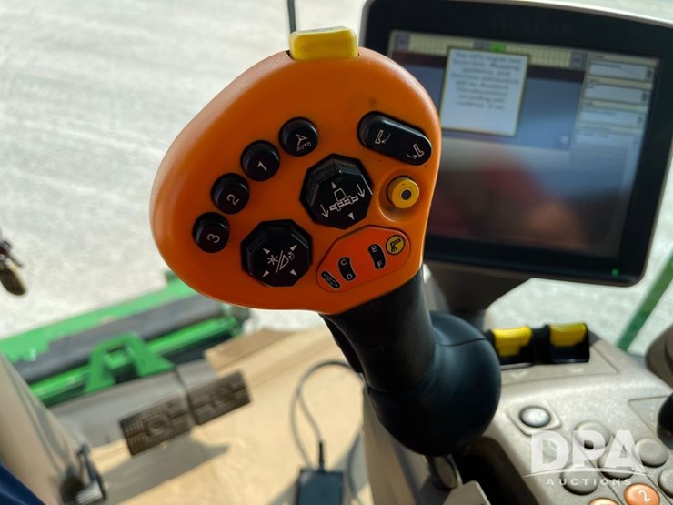 2016-john-deere-s690-image-131
