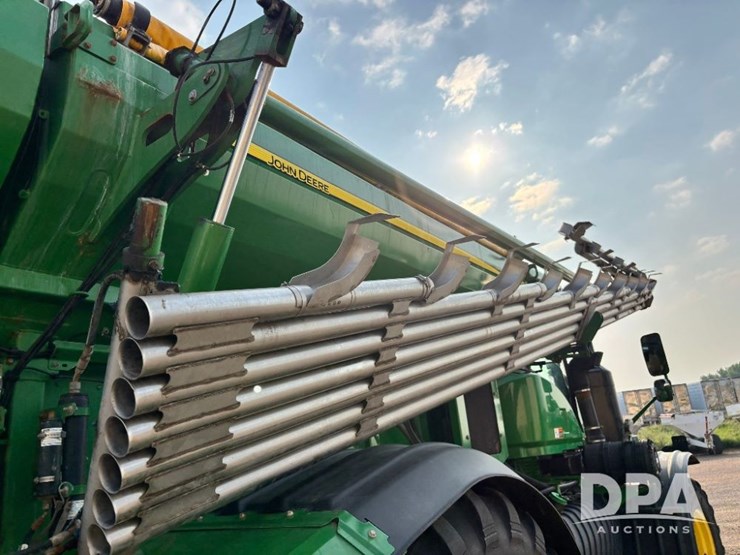2019-john-deere-f4365-image-60