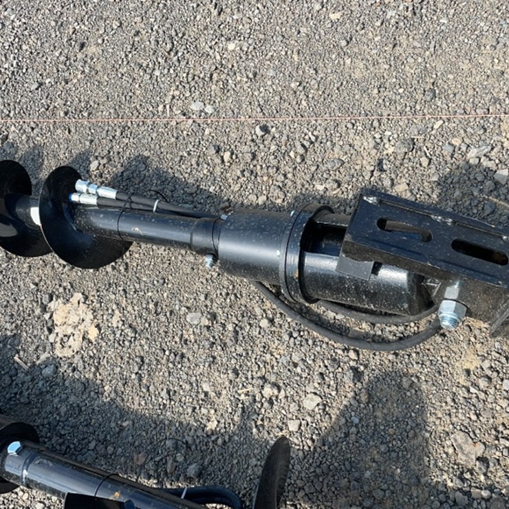 #1028 • MINI EXCAVATOR POST HOLE AUGER