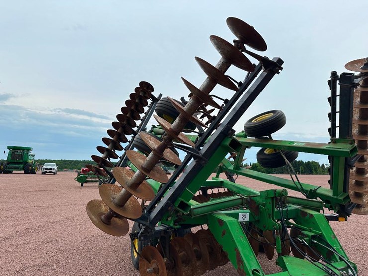 john-deere-630-image-34