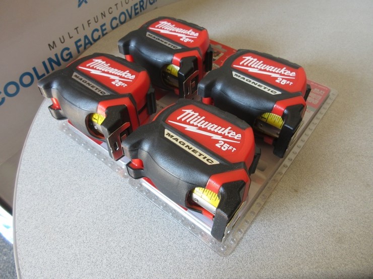 (4)-new-unused-milwaukee-magnetic-tape-measures,-image-2