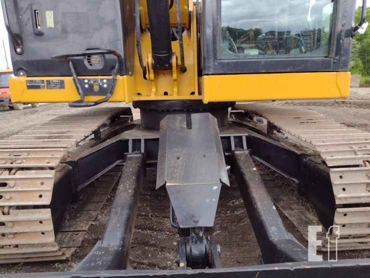 2019-caterpillar-307.5-image-22
