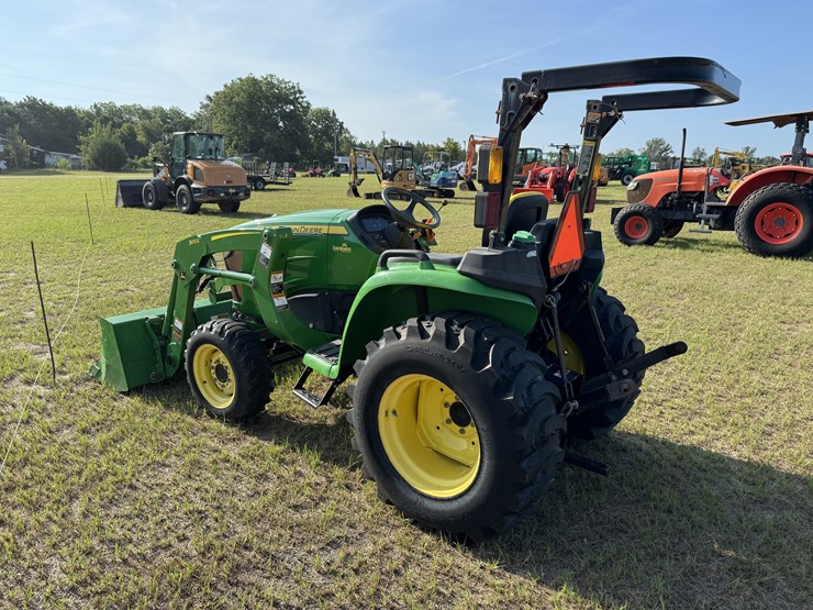 john-deere-3025e-image-10