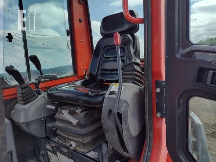 kubota-kx040-4-image-12