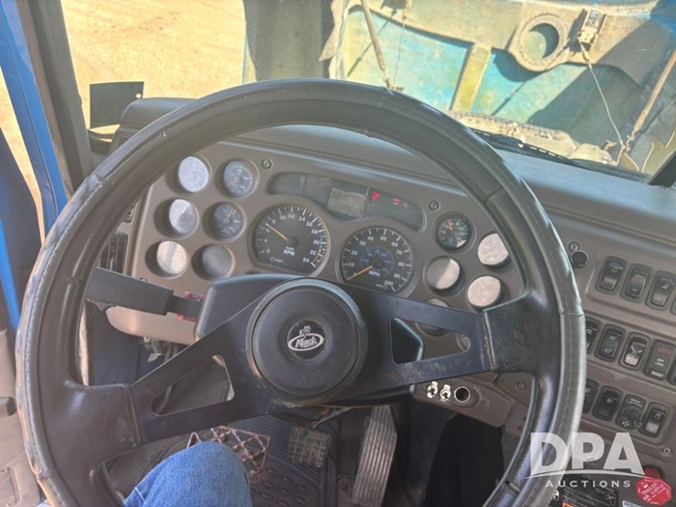 2006-mack-chn613-image-76