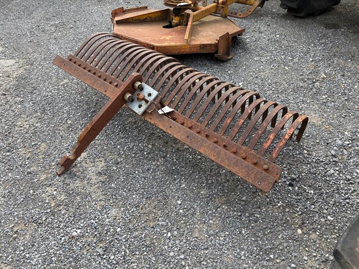 1pt-fast-hitch-stone-rake-image-3