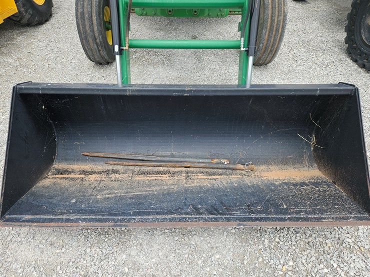 2010-john-deere-7130-image-3