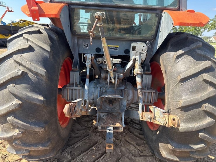 kubota-m6800-image-11