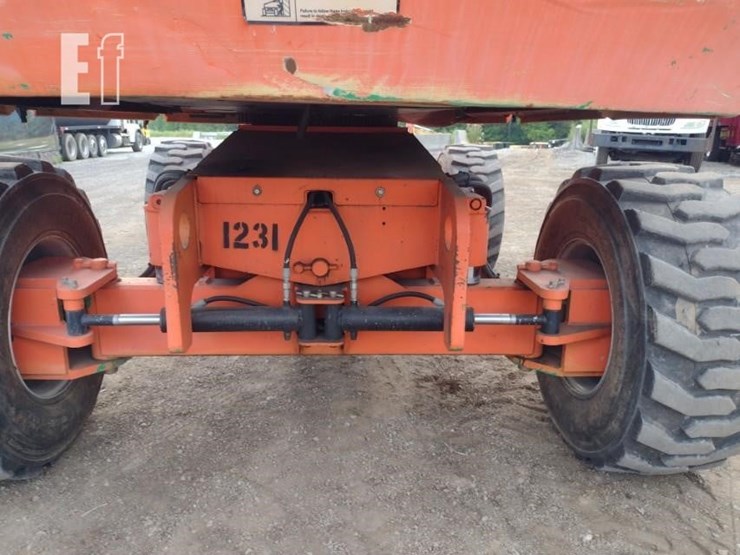 2008-jlg-600s-image-15