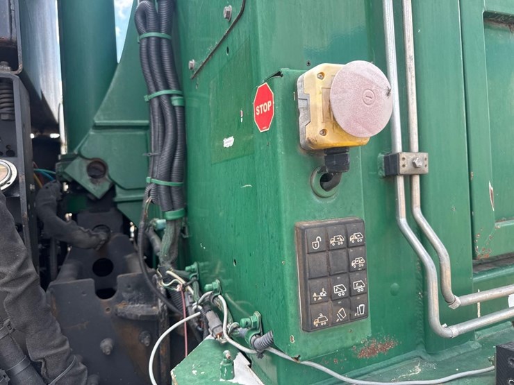 2014-mack-leu613-image-19