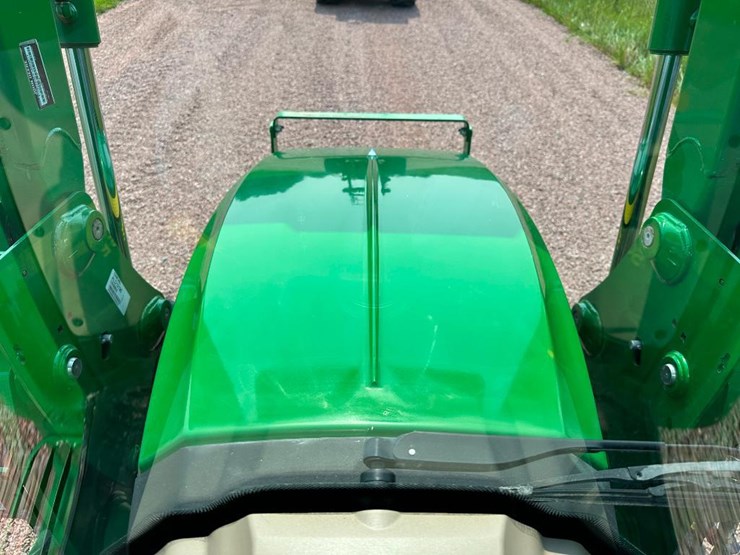 2020-john-deere-5075e-image-58
