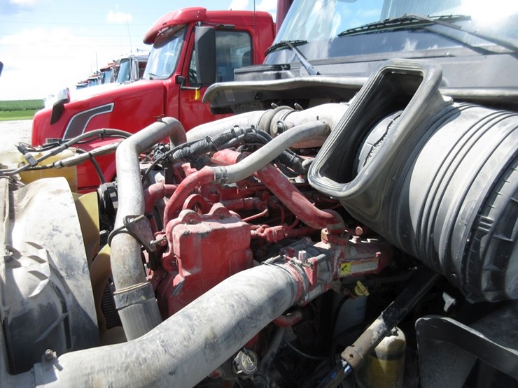 2014-international-prostar-image-19