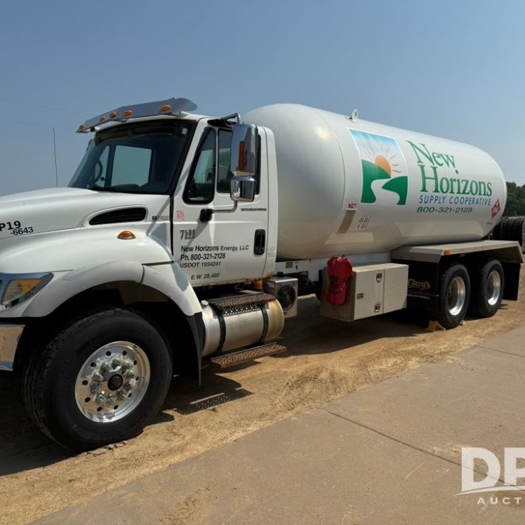 2007 International 7500 Propane Truck (CG363)