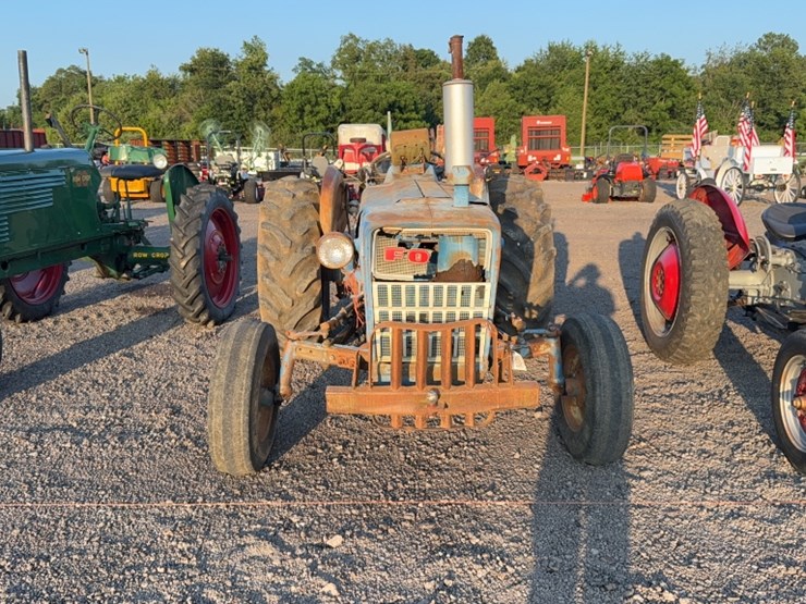 ford-4000-image-2