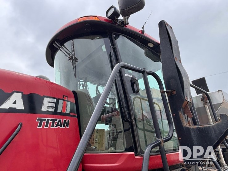 2015-case-ih-titan-3540-image-24