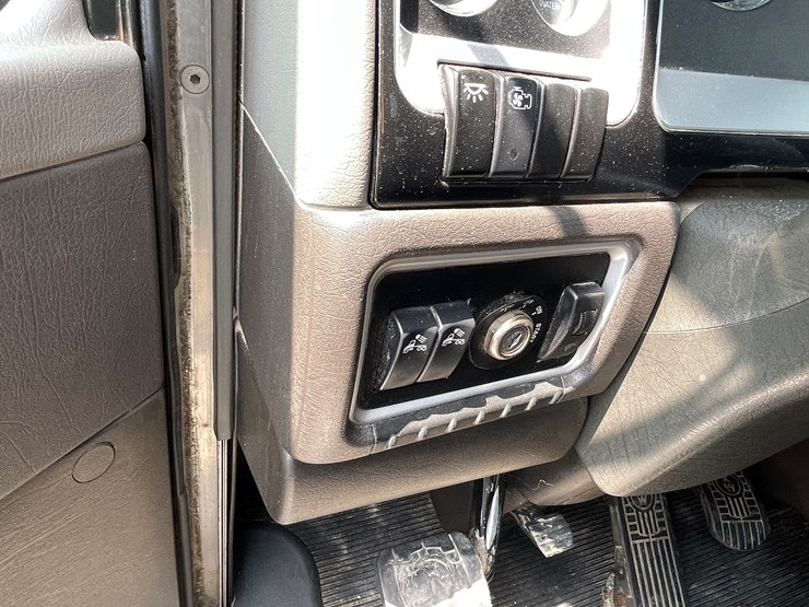 2012-kenworth-t800-image-70