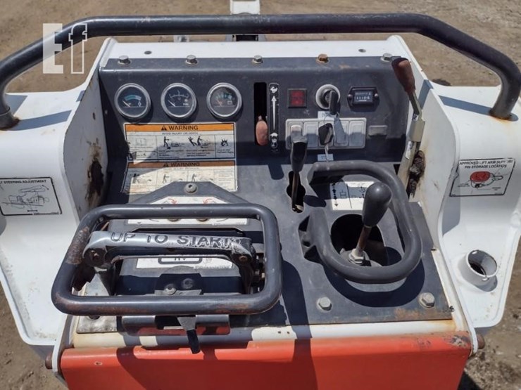 2015-bobcat-mt55-image-7