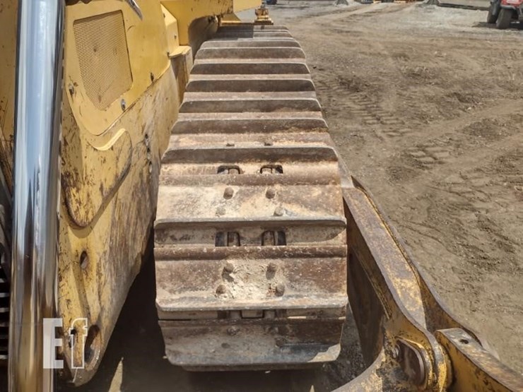 2011-deere-850k-image-29