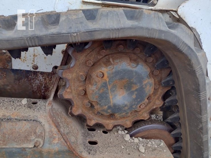 2019-bobcat-t590-image-21