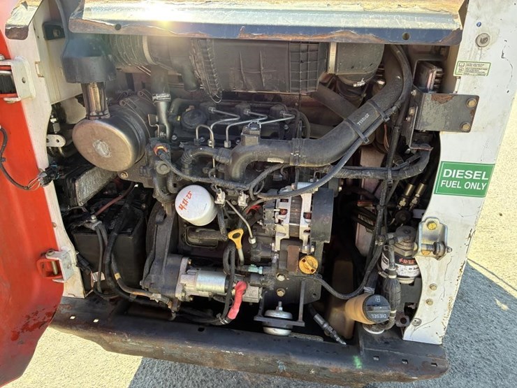 2017-bobcat-s450-image-8