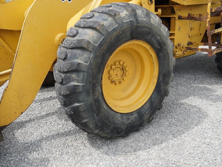 deere-444g-image-42