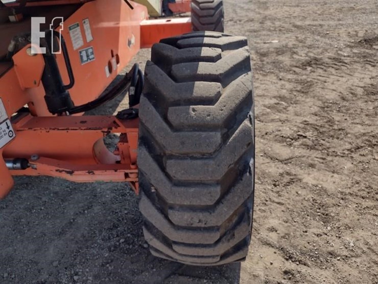 2007-jlg-400s-image-12